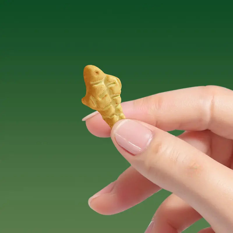 Petsforest Crunchy Cat Grass Cat Treats, 2.2Lb, Natural Ingredients with Peppermint, Vitamin D3, Palm Oil & Lecithin, Gentle Daily Hairball Care, Dental Chewing Support, Training Biscuits